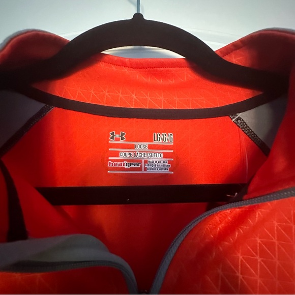 Under Armour Quarter Zip - Picture 2 of 4